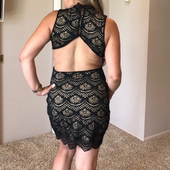 Black evening dress - Picture 2 of 3